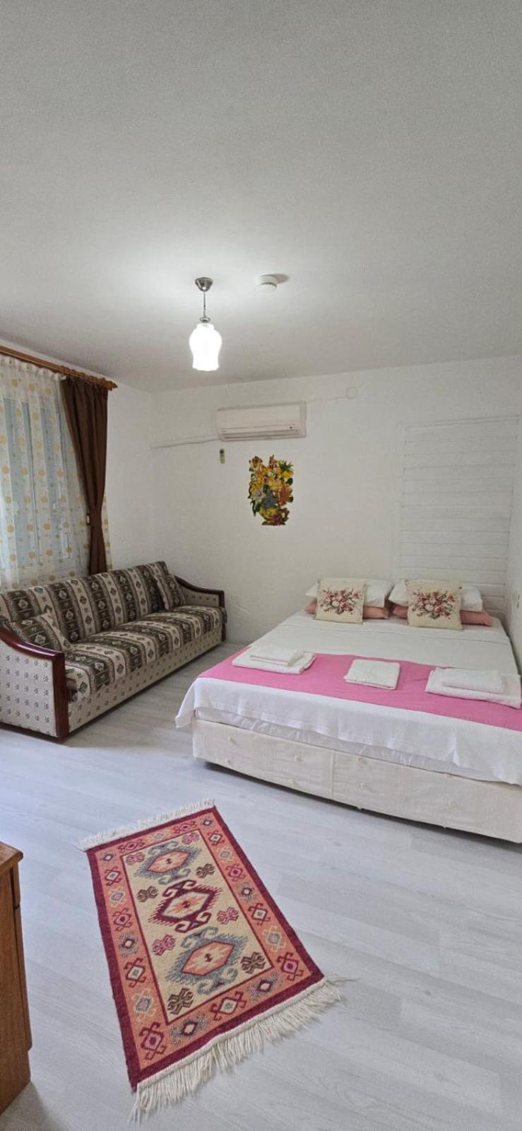Sera Pansiyon Çıralı Exterior foto