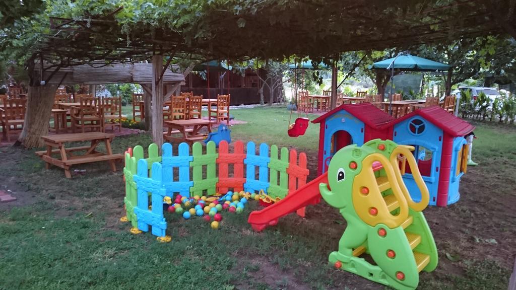 Sera Pansiyon Çıralı Exterior foto